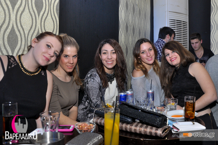 Βαρελάδικο: Ladies night κάθε Παρασκευή με όμορφες παρουσίες!