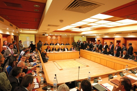 Κοινό μέτωπο Δήμων και Περιφερειών για τα ταμειακά διαθέσιμα.