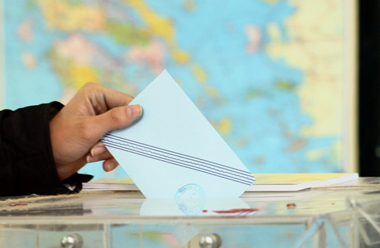 Πάνω από 75.000 οι υποψήφιοι στην Ελλάδα.
