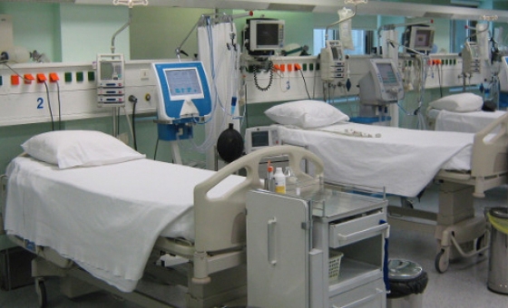 Λύση στο παρά ένα για να μην κλείσουν κλίνες ΜΕΘ.