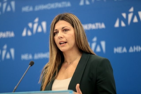 Η Υφυπουργός Τουρισμού κυρία Σοφία Ζαχαράκη. 