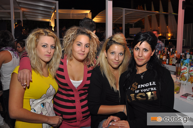 H 'βόμβα' Σάσα Μπάστα στο Faces Club, στις Φέρες (Μέρος 1ο).