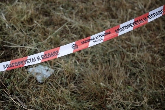 Οι δύο μετανάστες εντοπίστηκαν σε παρέβρια περιοχή, η οποία χαρακτηρίζεται από ιδιαίτερα χαμηλές θερμοκρασίες.