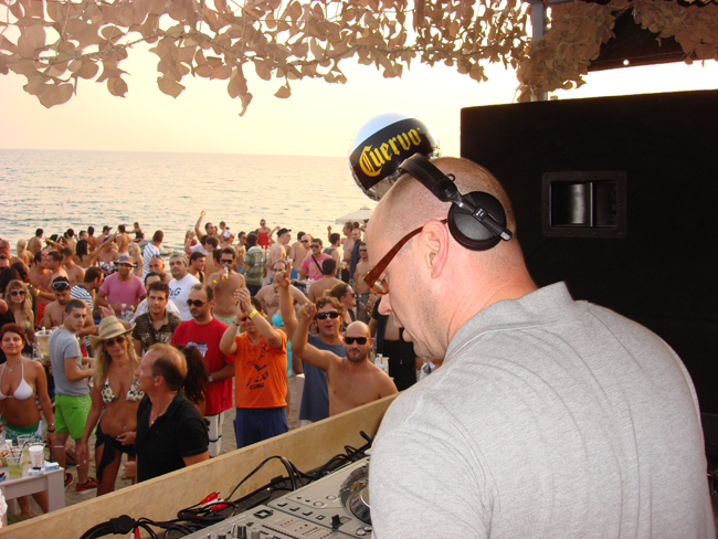 O Dave Seaman στο Beach Bar Mojito στην Αλεξανδρούπολη.