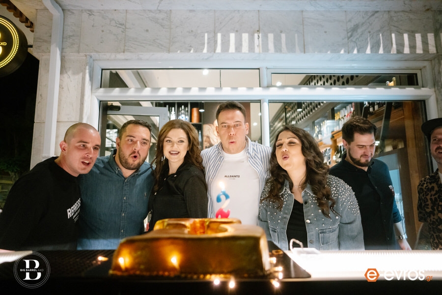 2 xρόνια Big Barrel - Cocktails, Beats & Bites στο κέντρο της Αλεξανδρούπολης