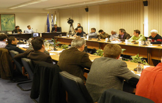 θα συζητηθούν 49 θέματα.