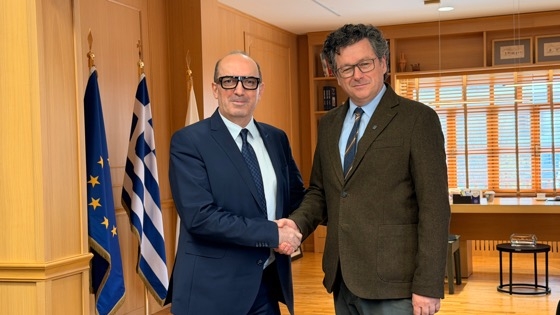 Ο Πρόεδρος της DASTERI AE κ. Γιάννης Δαστερίδης με τον Δήμαρχο Ορεστιάδας κ. Διαμαντή Παπαδόπουλο ετοιμάζονται να φωτίσουν την πόλη του βορείου Έβρου